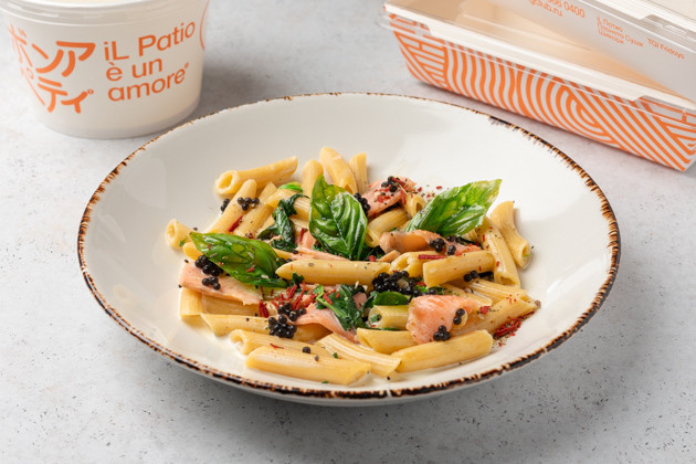 Пенне с лососем в сливочном соусе